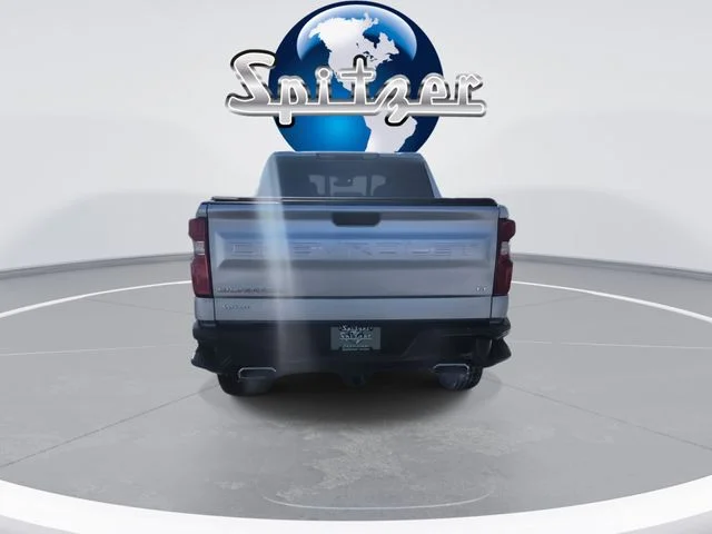 Used 2021 Silver Ice Metallic Chevrolet LT Trail Boss image 8