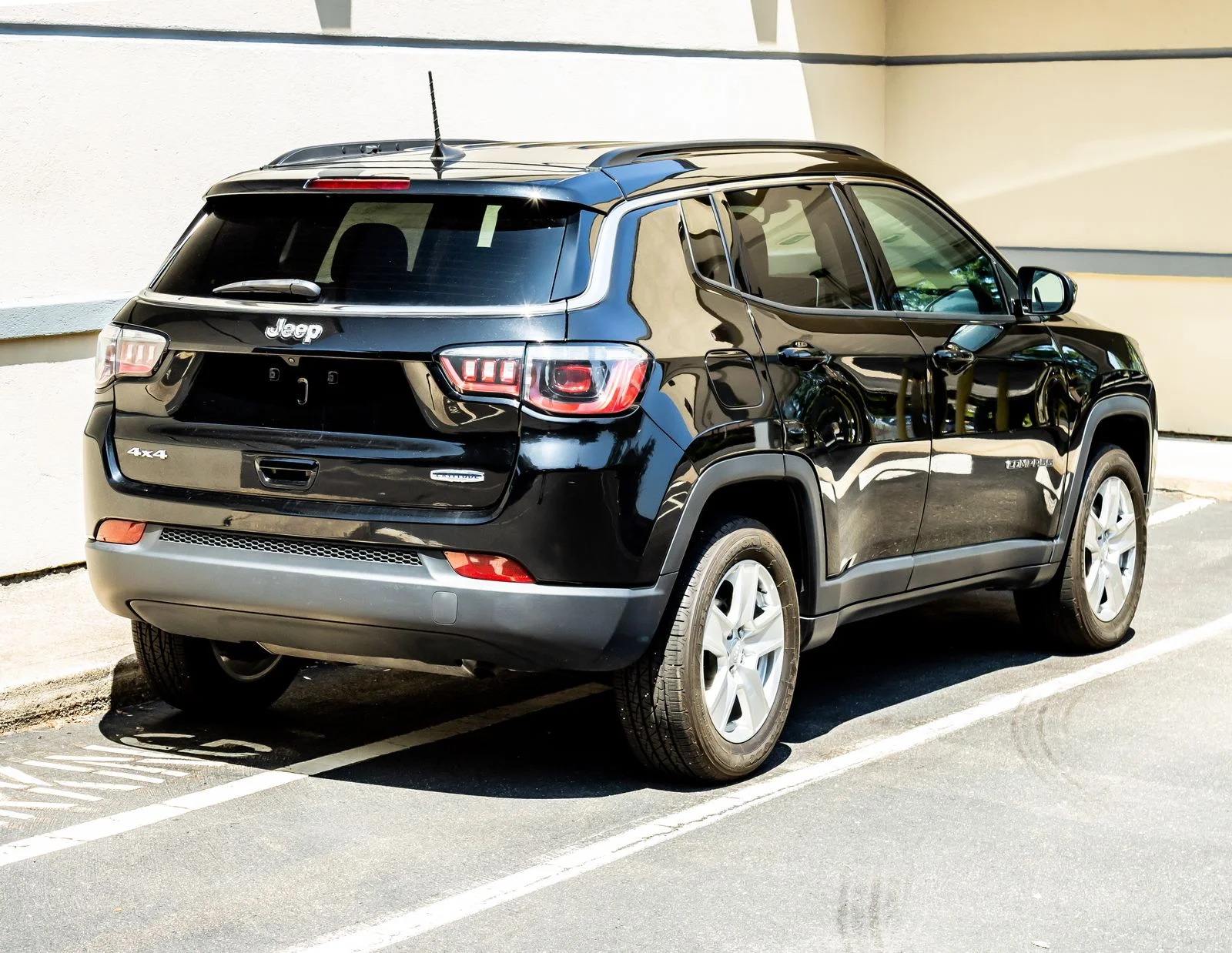 2022 Jeep Compass Latitude - Photo 7