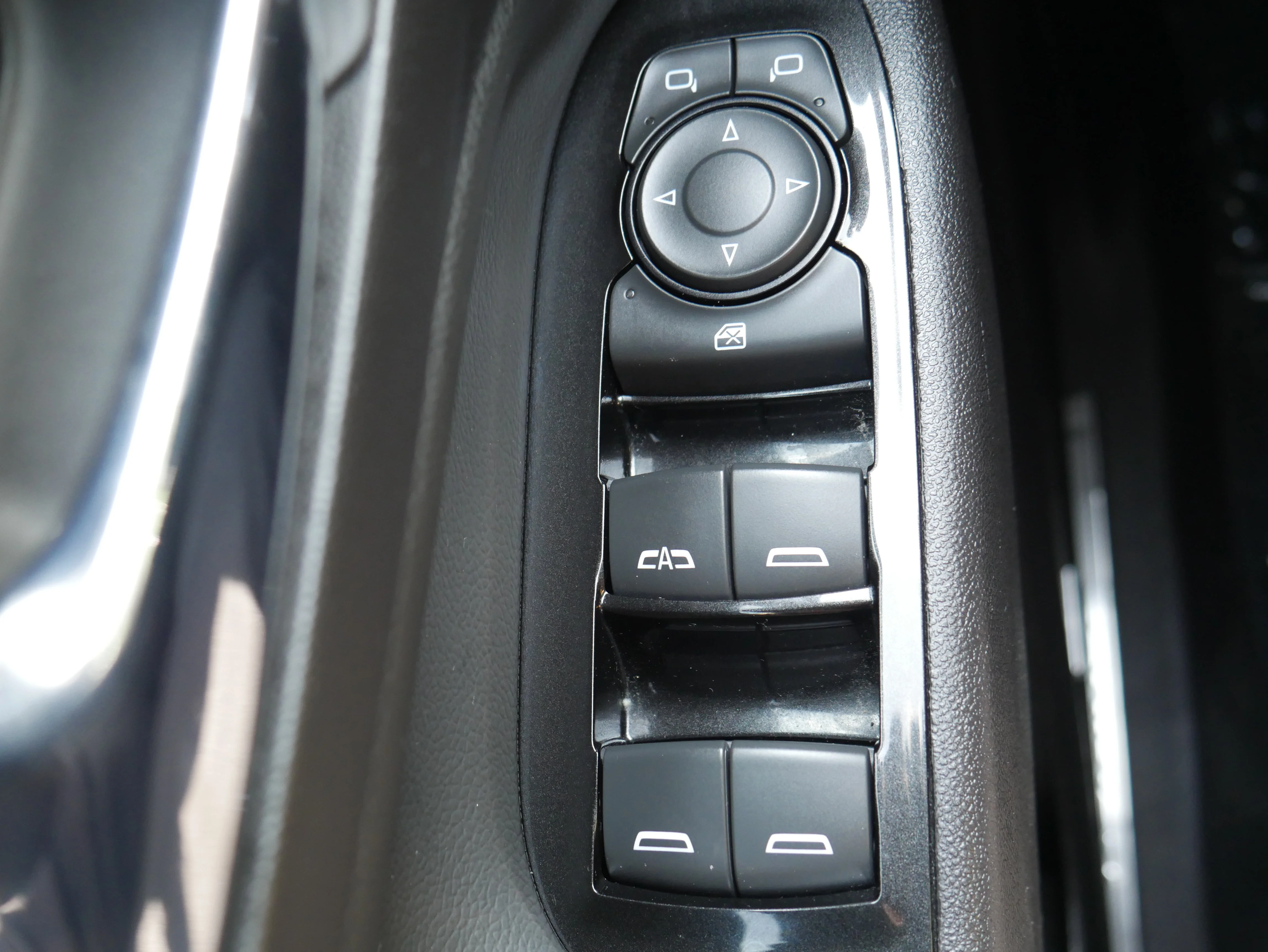 2024 Chevrolet Equinox Premier - Photo 30