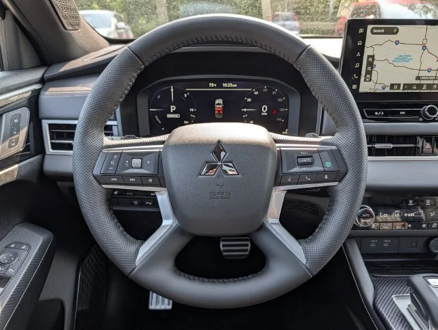 New 2026  Mitsubishi SEL BLACK EDITION image 8