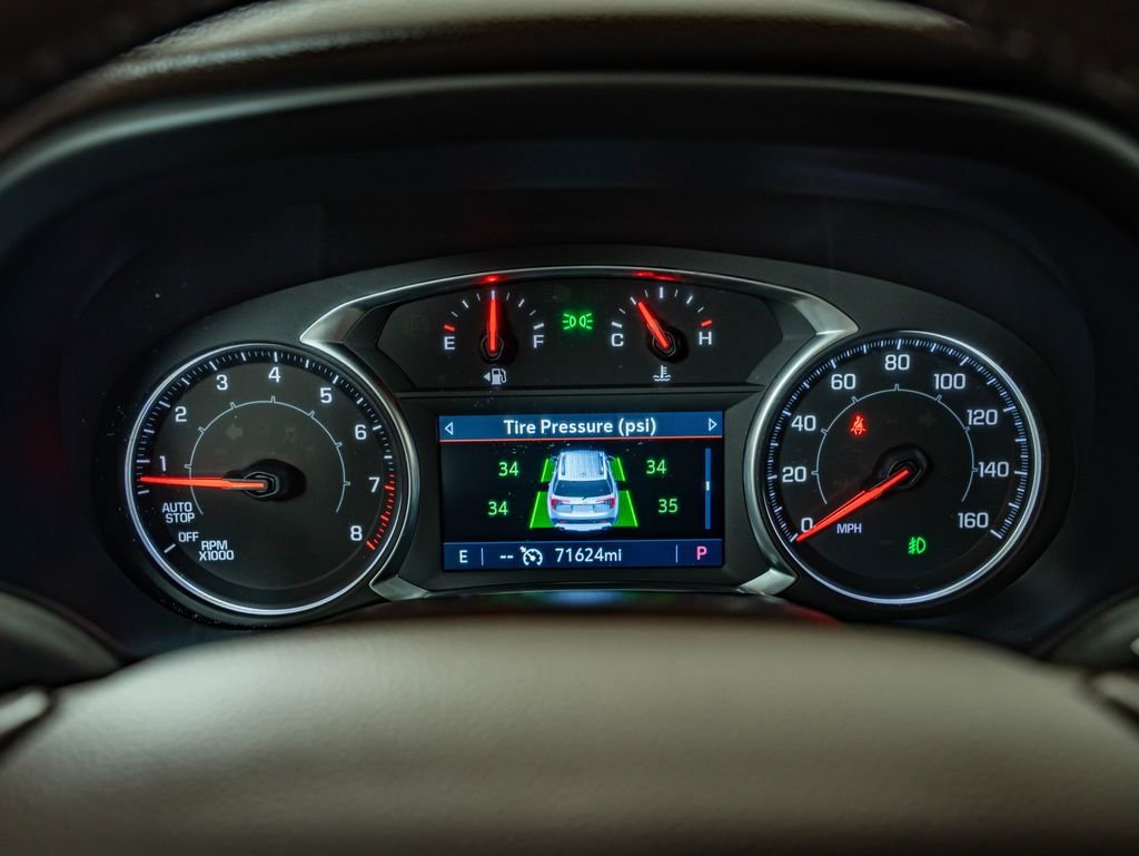 Used 2020 Satin Steel Metallic GMC SLT image 23