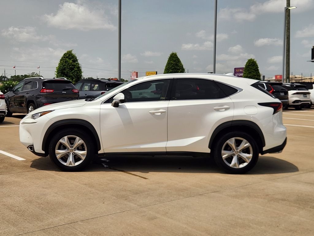 Used 2017 White Lexus 200t image 4