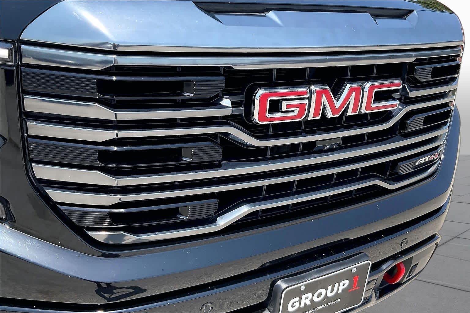 Used 2024 Onyx Black GMC AT4 image 29
