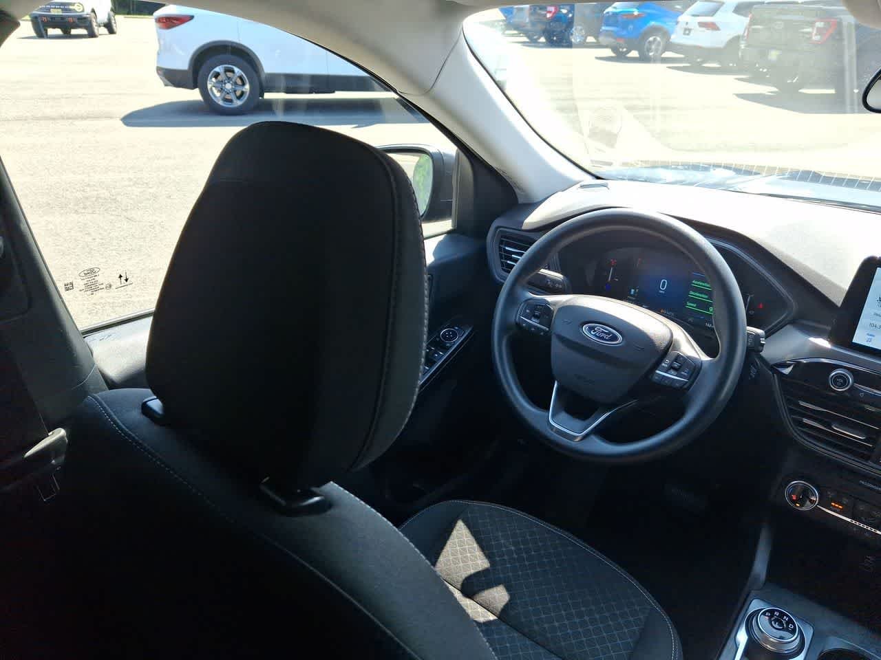 Certified Used 2025 Vapor Blue Metallic Ford Active image 15