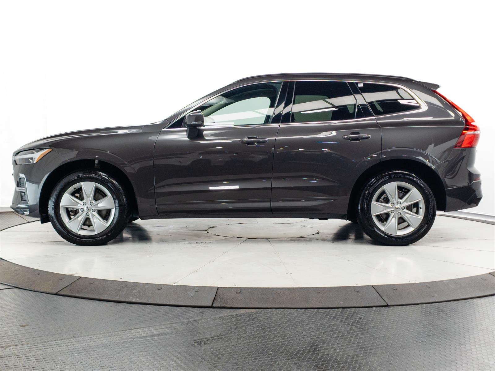 2022 Volvo XC60 Momentum - Photo 7