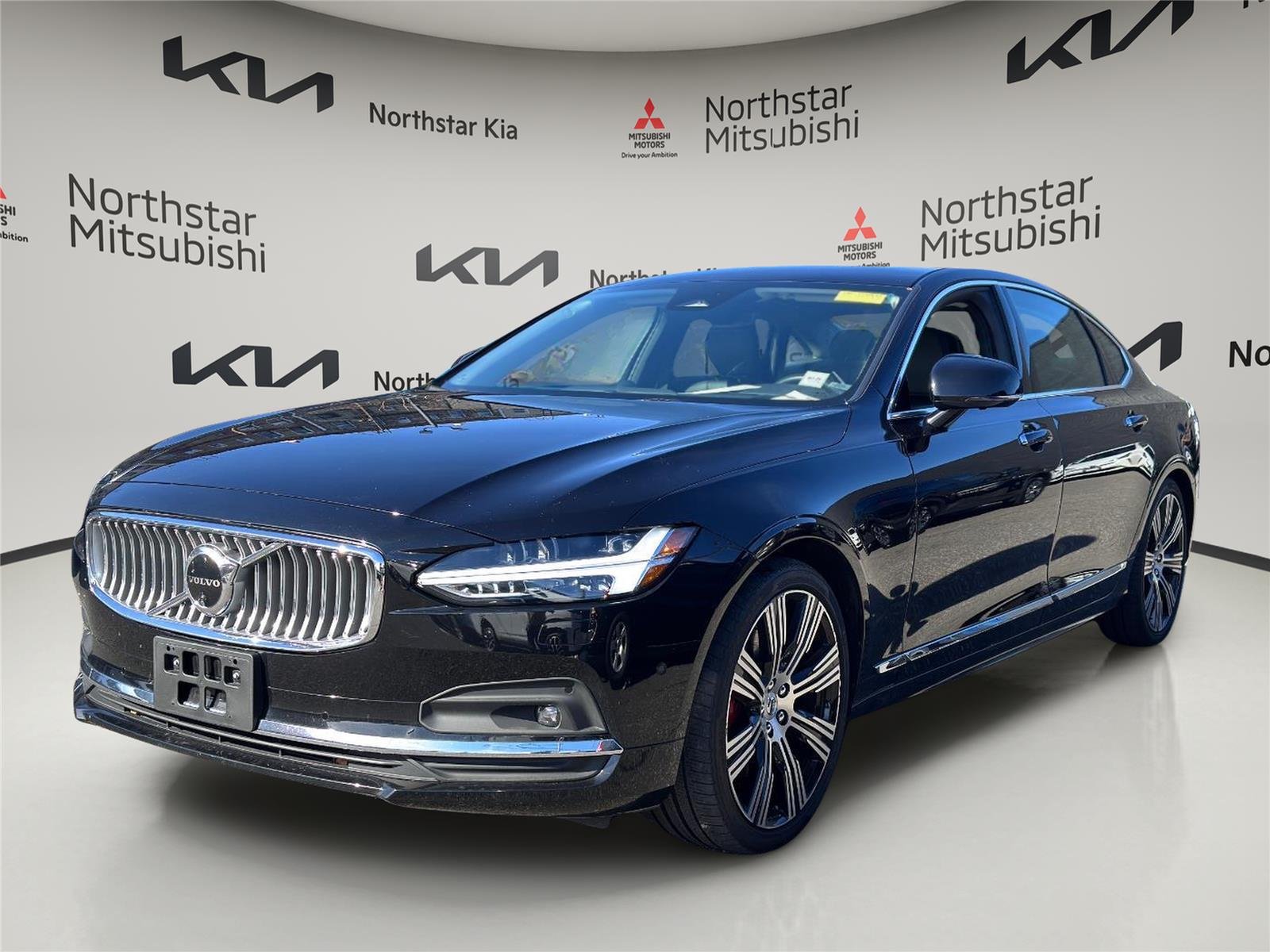 2022 Volvo S90