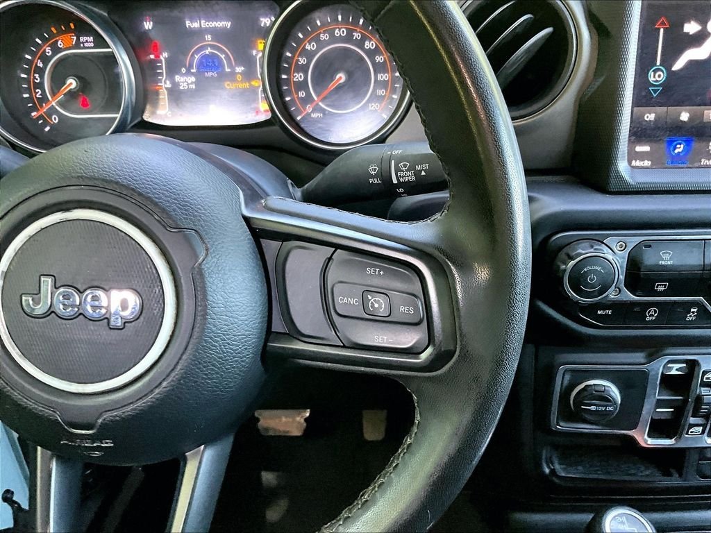 Used 2023 Earl Clearcoat Jeep Sport S image 24