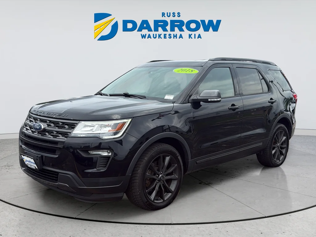 Used 2018 Black Ford XLT image 1