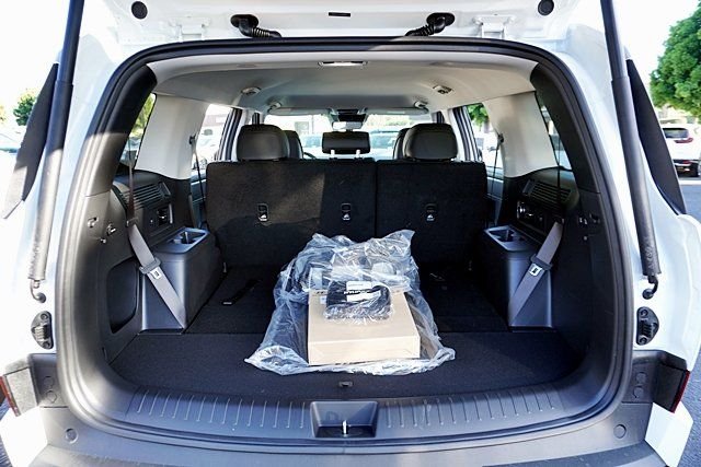 New 2026 White Hyundai SEL image 16