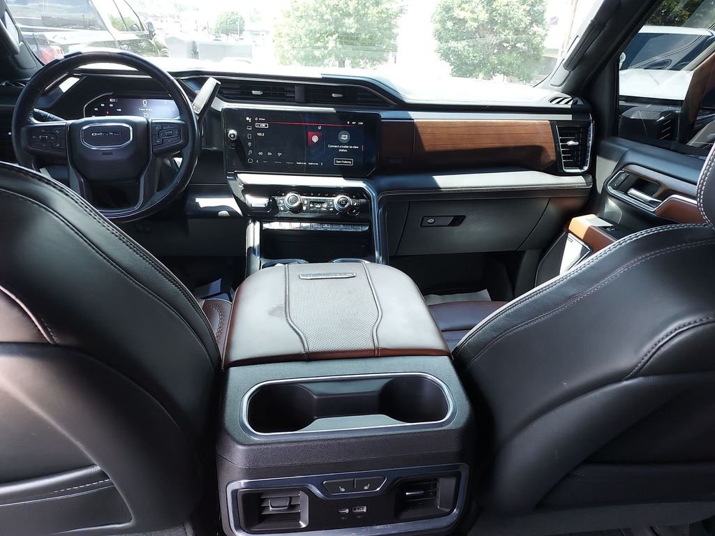 Used 2024 Black GMC Denali Ultimate image 10