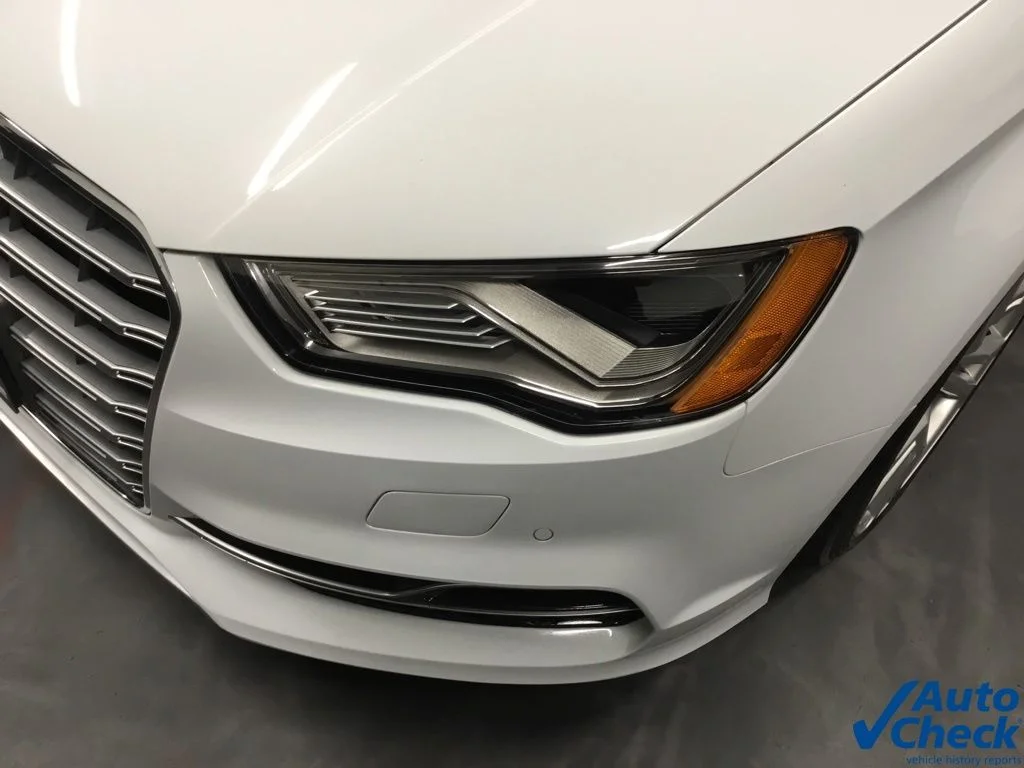 Used 2016 White Audi 2.0T Prestige image 17