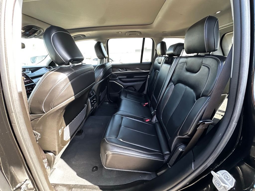 Used 2022 Black Jeep 4xe image 16