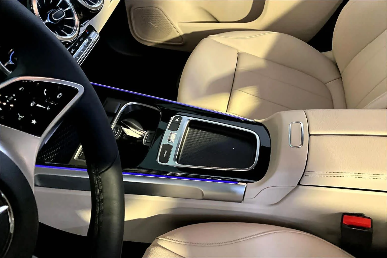 New 2026 Night Black Mercedes-Benz GLB 250 image 10
