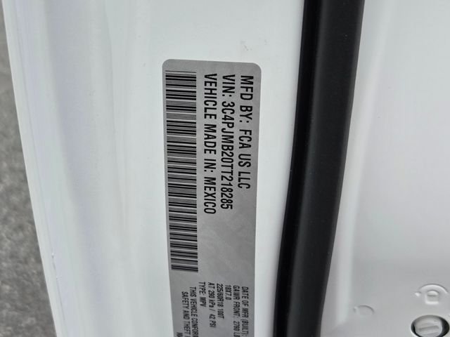New 2026 Bright White Clear-Coat Exterior Paint Jeep Limited image 30