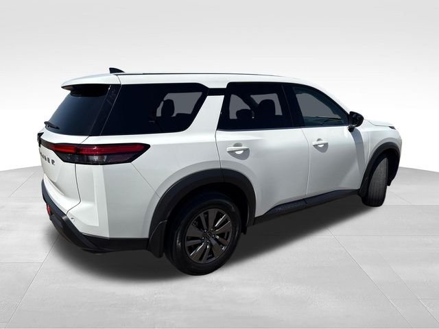 Used 2025 White Nissan S image 8