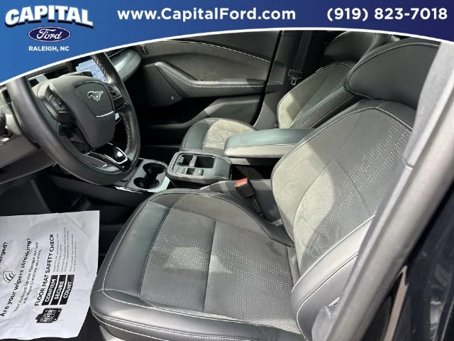 Used 2025 Black Ford GT image 19