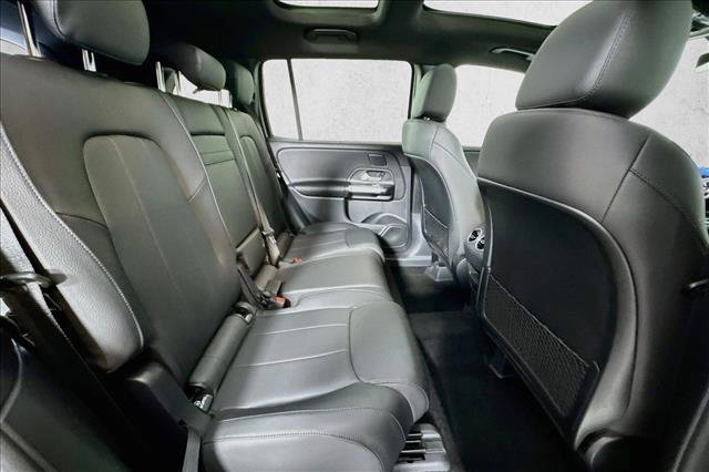 New 2026 Mountain Grey Metallic Mercedes-Benz GLB 250 image 55