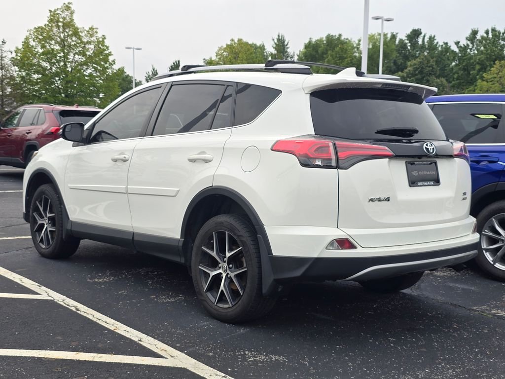 Used 2018 White Toyota SE image 5