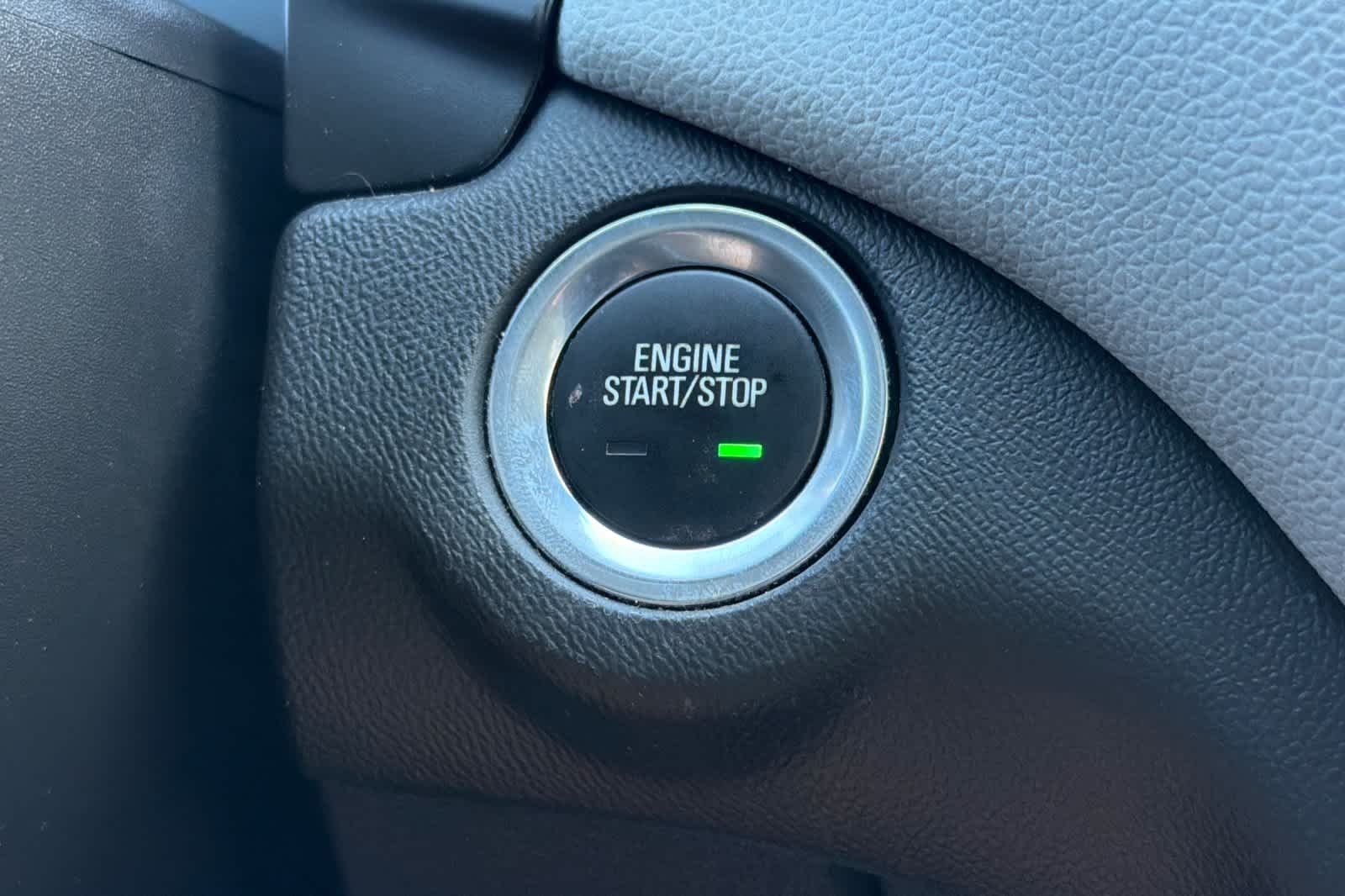 Used 2022 Summit White Chevrolet LT image 23