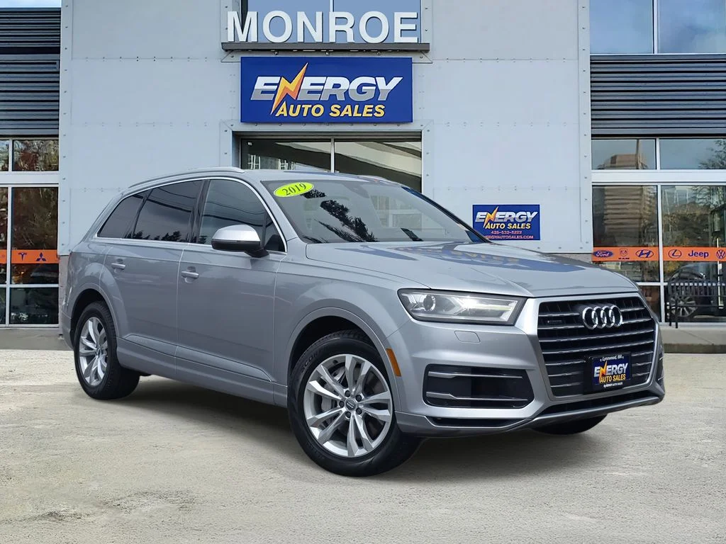 Used 2019 Silver Audi 55 Premium image 1