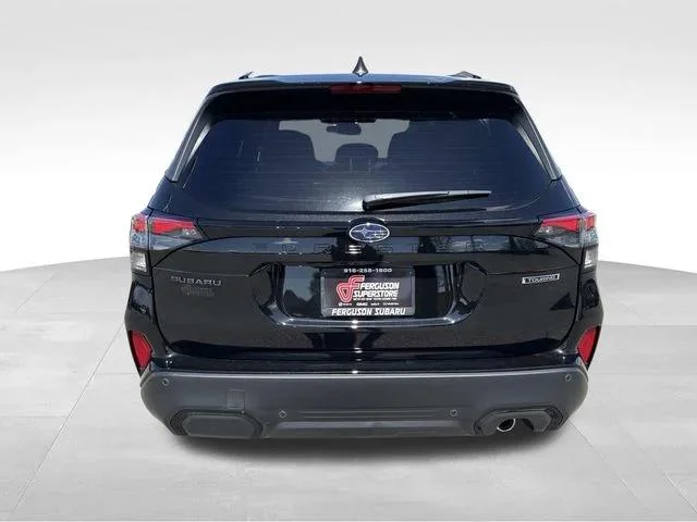 New 2026 CRYSTAL BLACK SILICA Subaru Touring image 4