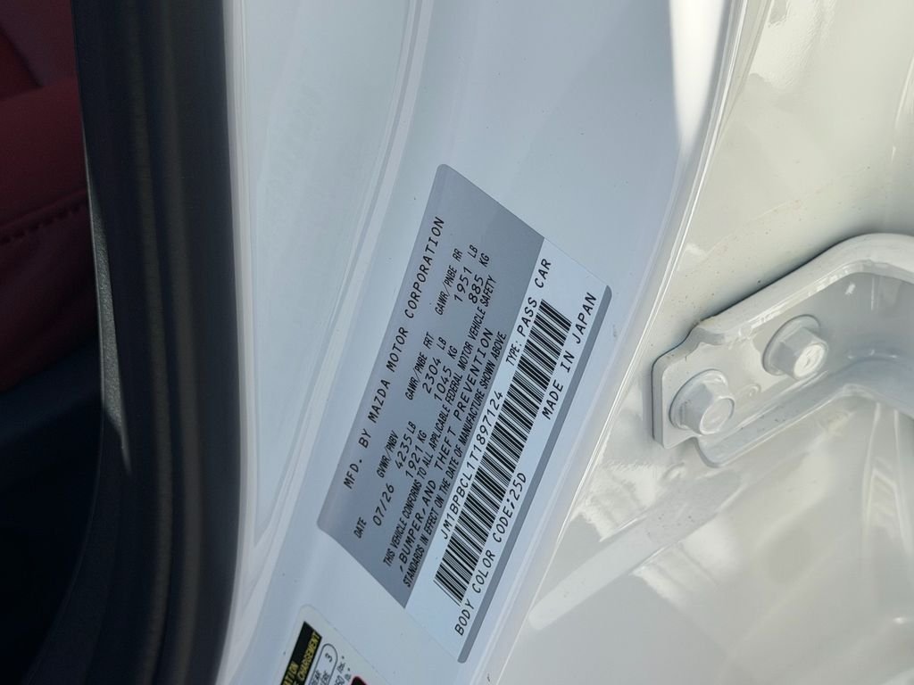 New 2026 Snowflake White Pearl Mazda 2.5 S Carbon Edition AWD image 9