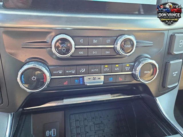 Used 2023 White Ford Lariat image 18