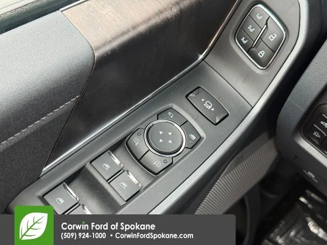 New 2026 Agate Black Metallic Ford Lariat image 19