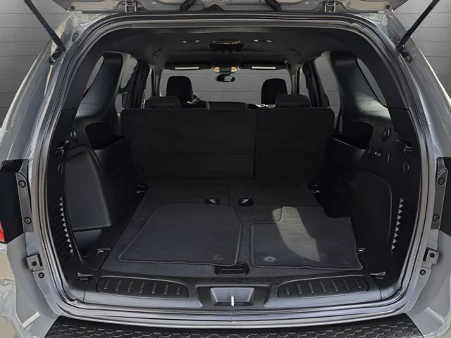 Used 2023 Gray Dodge SXT image 12