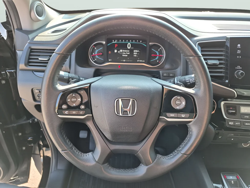 Used 2022 Black Honda Touring image 23