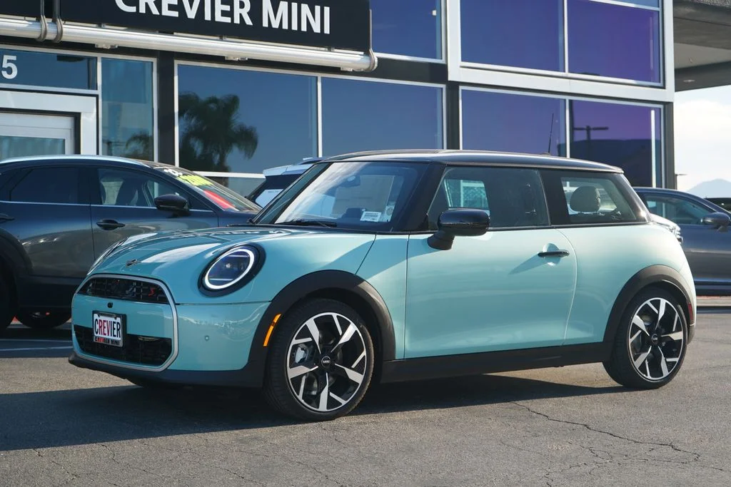 2026 MINI Hardtop Cooper S's photo
