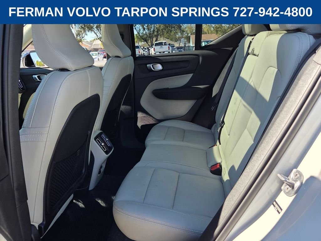 2026 Volvo XC40 Plus - Photo 14