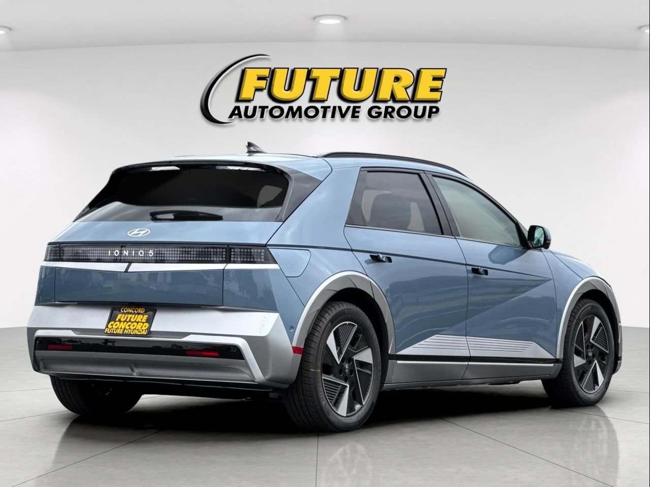 New 2027 Blue Hyundai Limited image 3