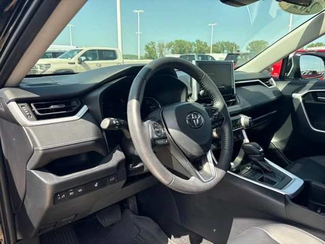 2024 Toyota RAV4 XLE Premium - Photo 14
