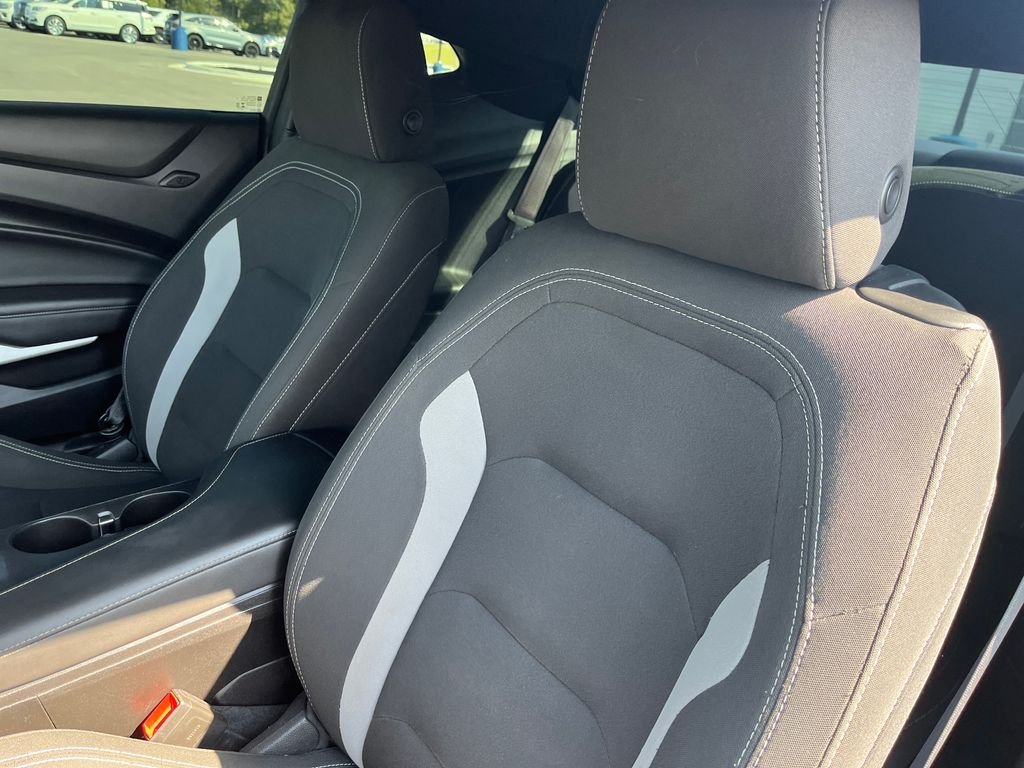 Used 2019 Black Chevrolet 1LT image 12