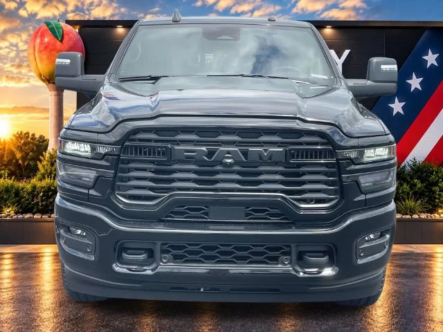 New 2025 Diamond Black Crystal Pearl-Coat Exterior Paint RAM Big Horn image 8