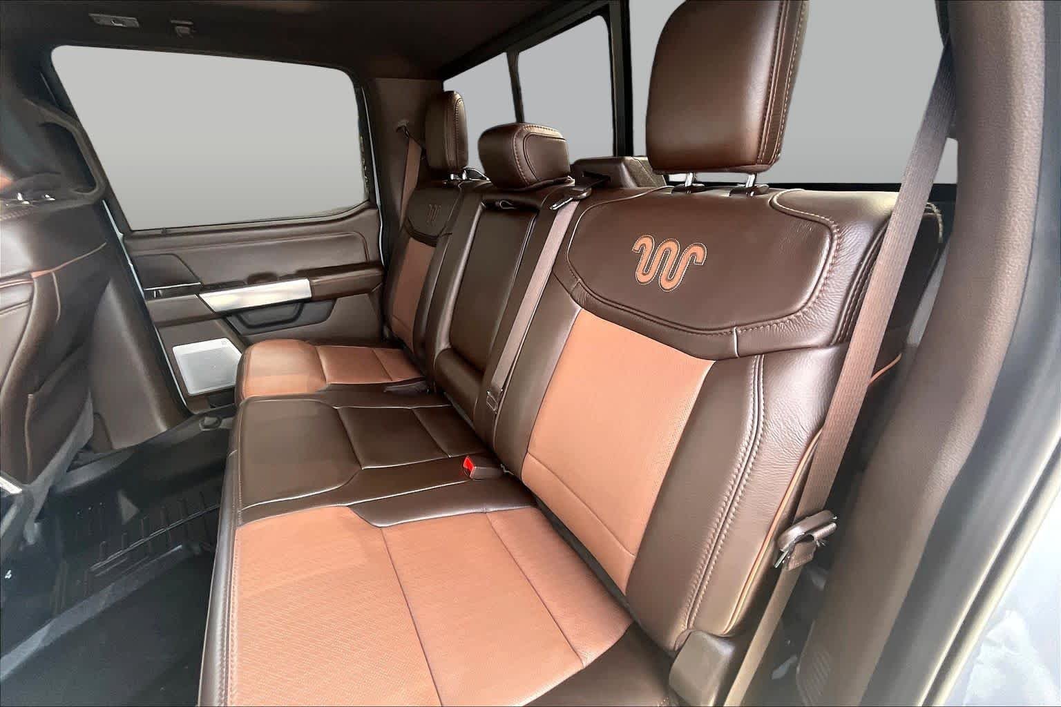 Used 2024 Glacier Gray Metallic Tri-Coat Ford King Ranch image 21