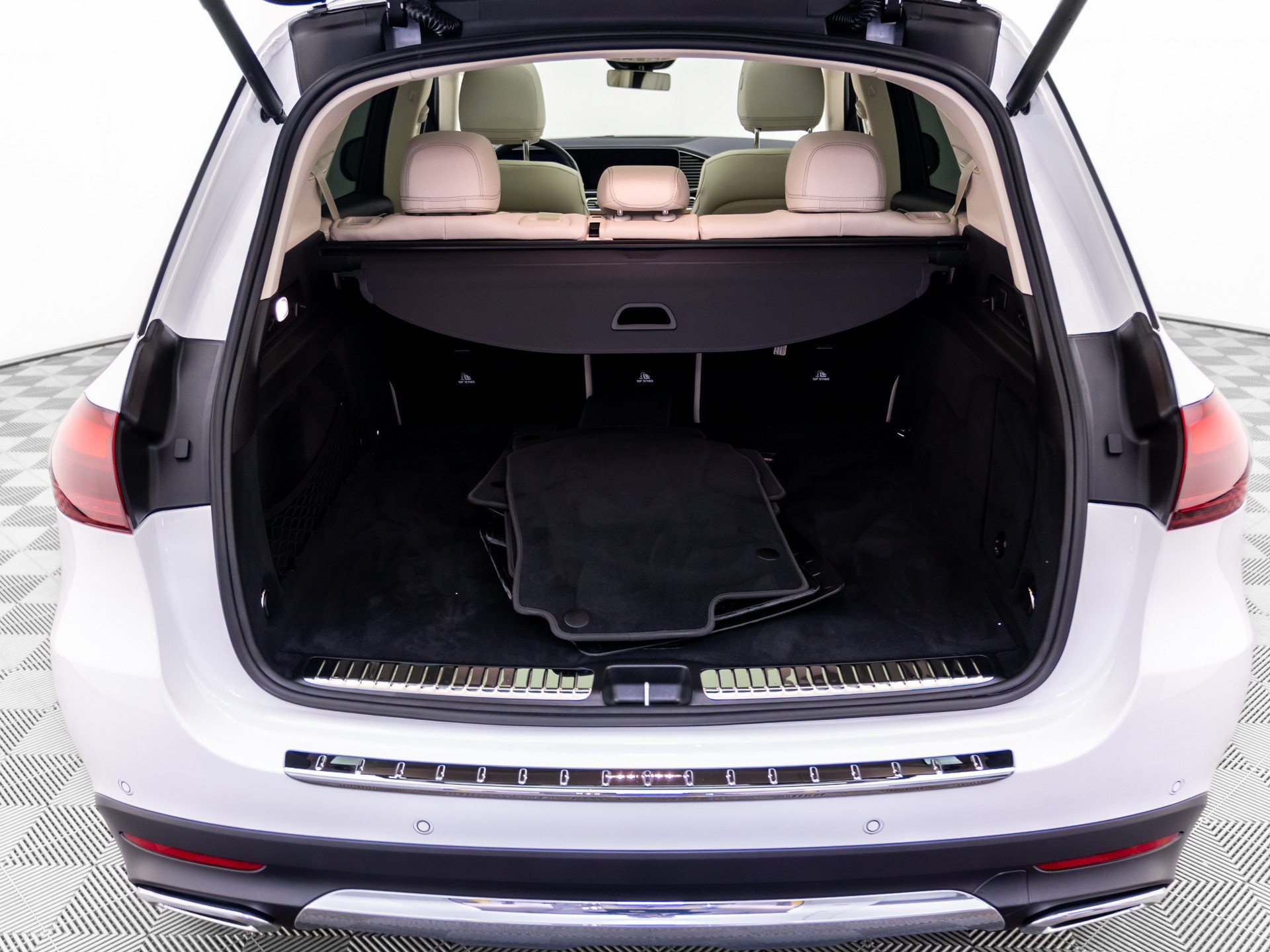 Used 2025  Mercedes-Benz GLE 350 image 32