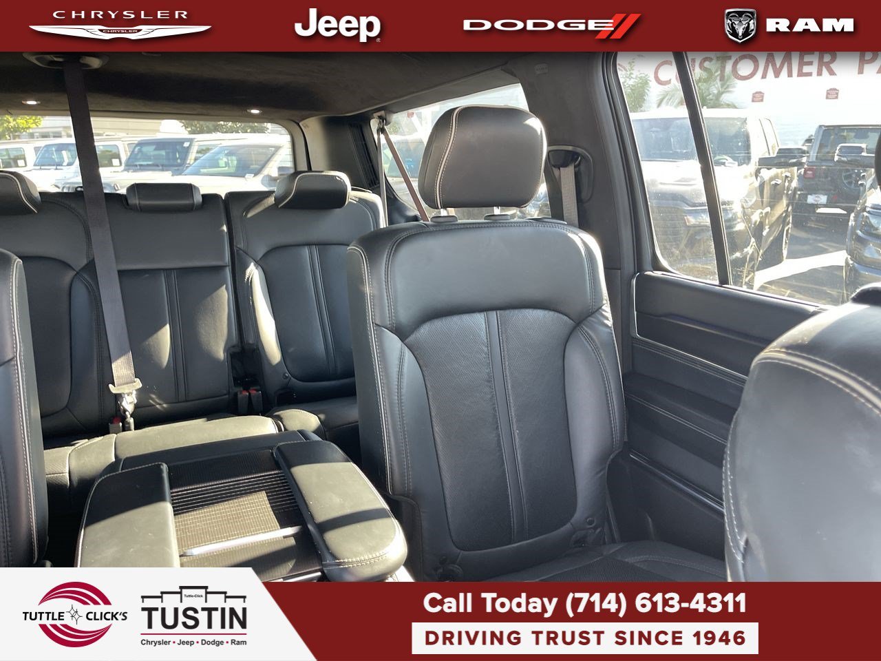 Used 2024 Diamond Black Crystal Pearlcoat Jeep Series II image 9