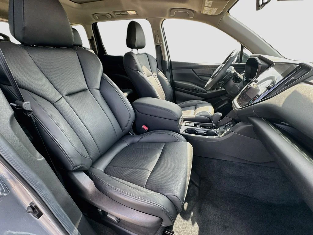 Certified Used 2025 Silver Subaru Onyx Edition Touring image 40