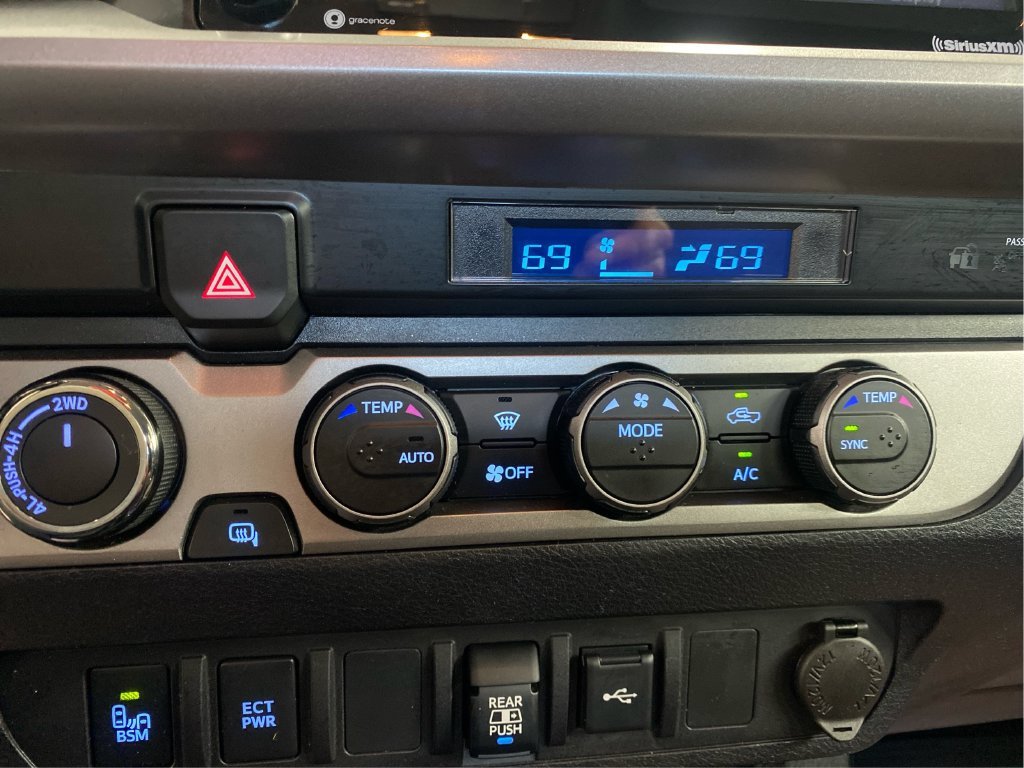 Used 2022 Black Toyota SR5 image 19