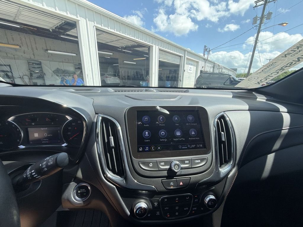 Certified Used 2022 White Chevrolet RS image 18