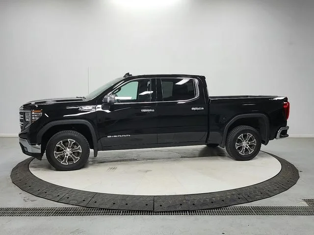 Used 2025 Black GMC SLT image 4