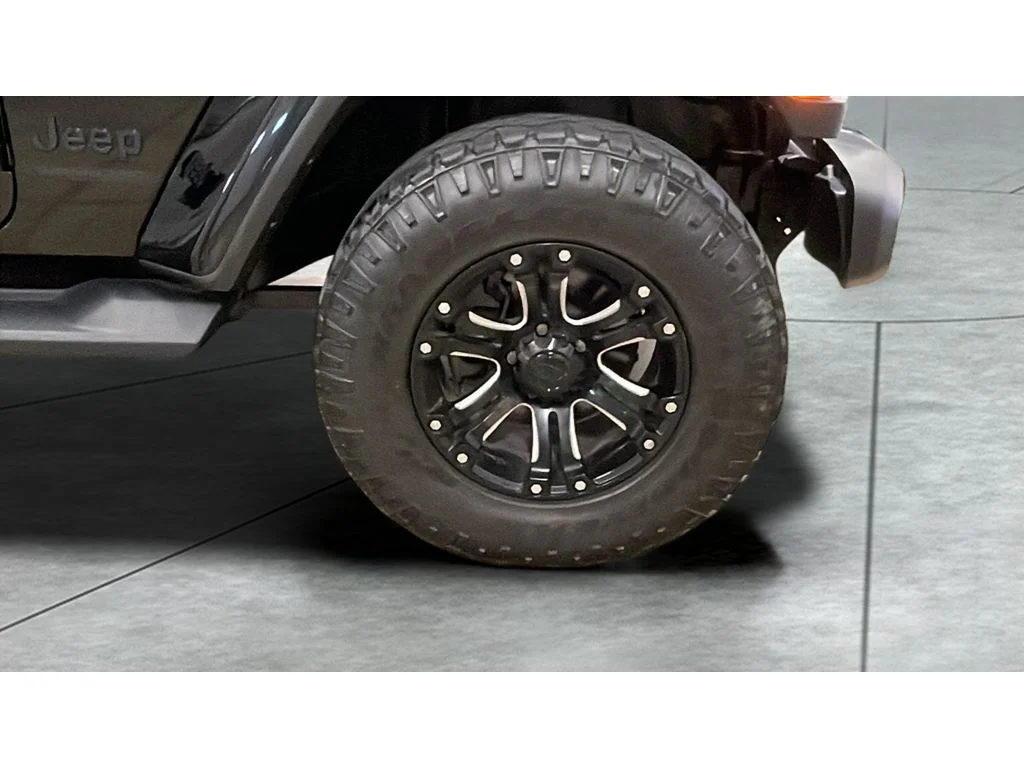 Used 2021 Black Jeep Unlimited Altitude image 19