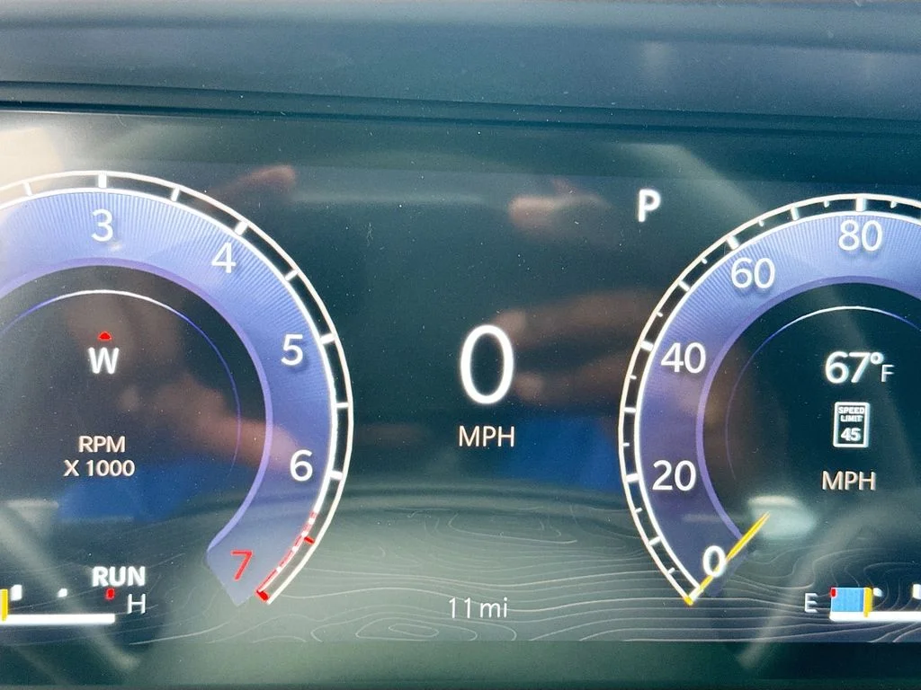 New 2026 Silver Zynith Jeep Laredo Altitude image 17