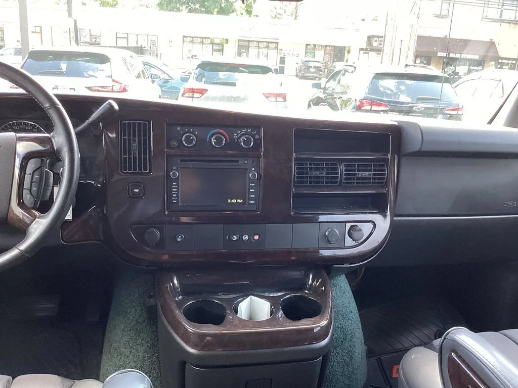 Used 2013 PURE SILVER METALLIC GMC Upfitter image 14