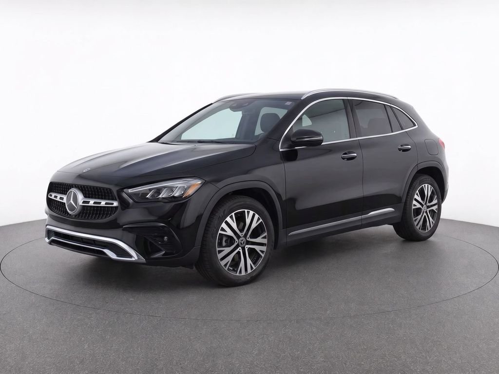 Used 2025  Mercedes-Benz GLA 250 image 3