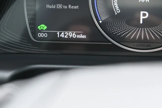 2024 Lexus ES Hybrid 300h - Photo 25