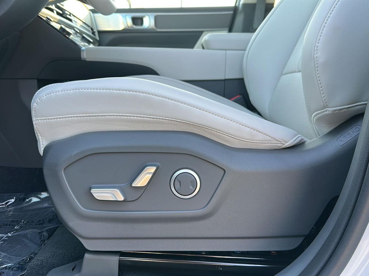 New 2027 Serenity White Hyundai SEL image 11