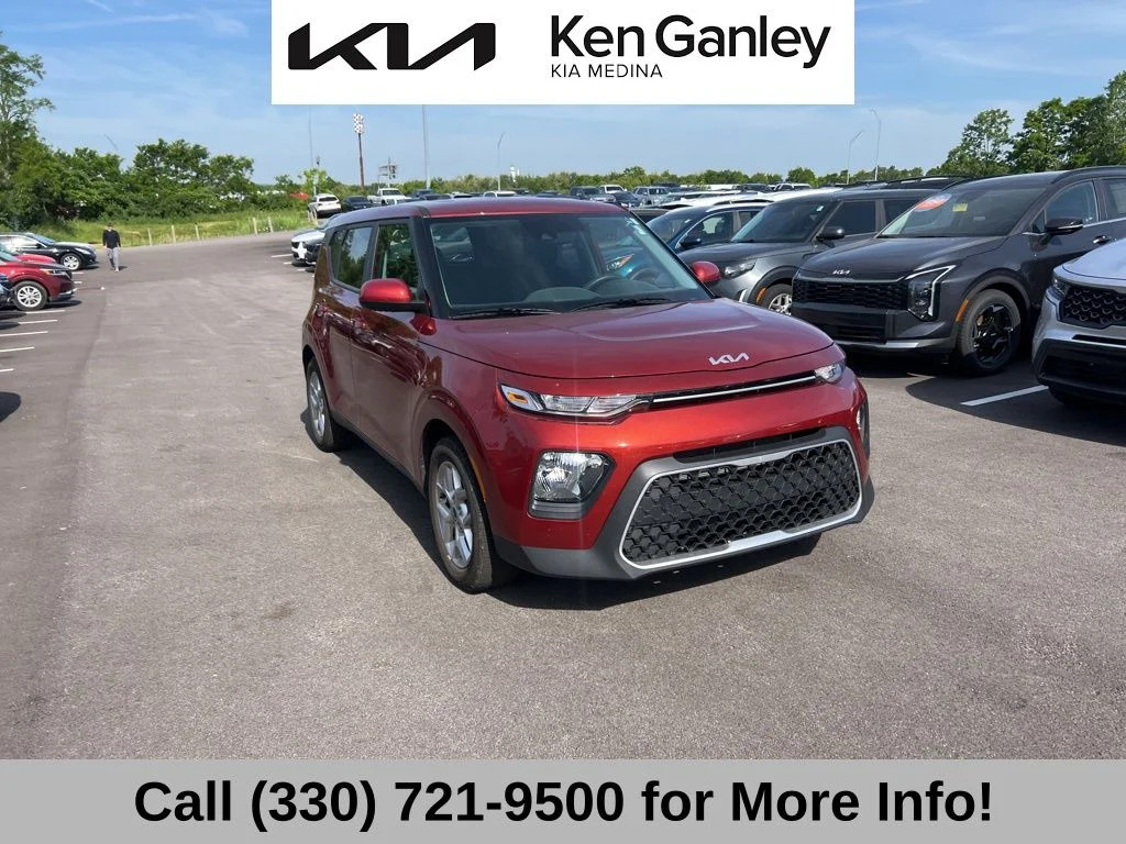 Certified Used 2022 Orange Kia LX image 4